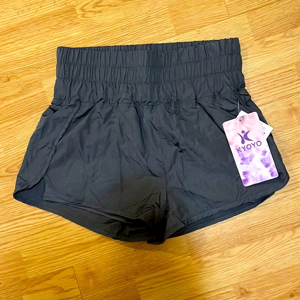 Never worn KYOYO